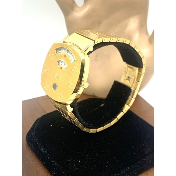 Gucci Unisex Watch YA157403 Grip Swiss Quartz Jump Hour Dial Gold Steel 35mm - Picture 2 of 14
